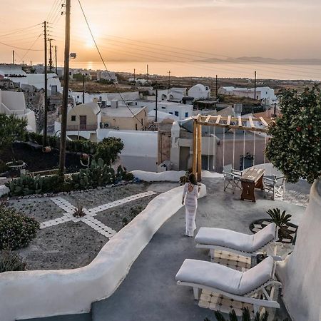 Fosuites Oia  Exterior foto