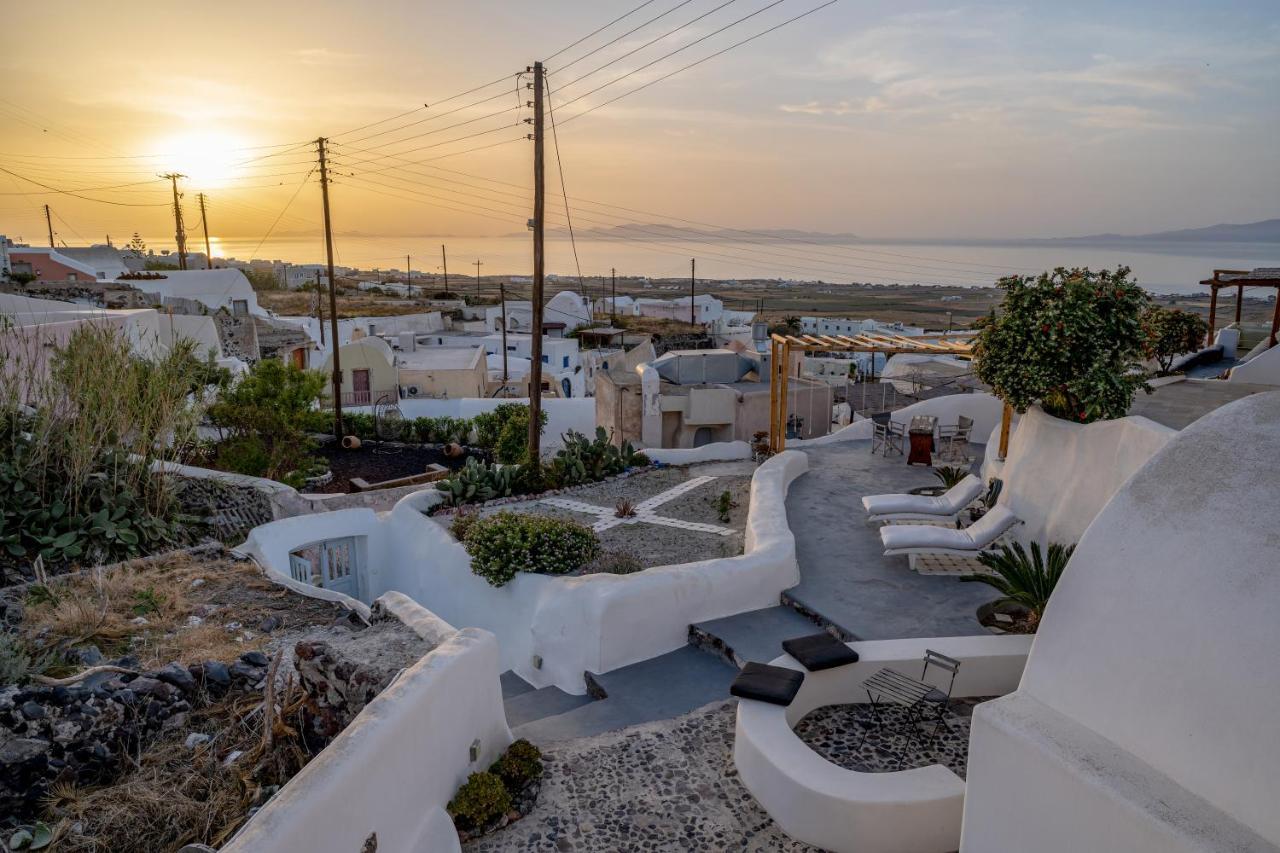 Fosuites Oia  Exterior foto
