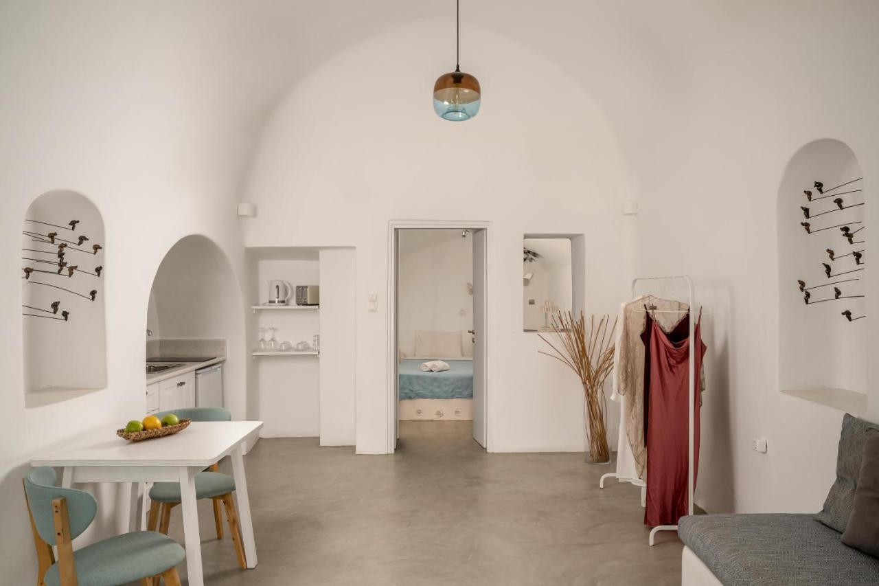 Fosuites Oia  Exterior foto