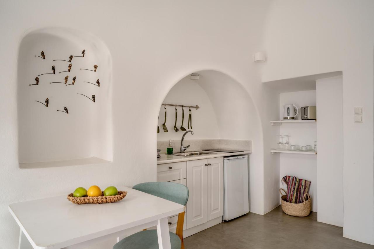 Fosuites Oia  Exterior foto