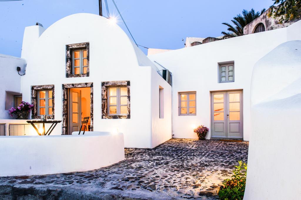 Fosuites Oia  Exterior foto