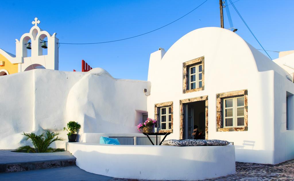Fosuites Oia  Exterior foto